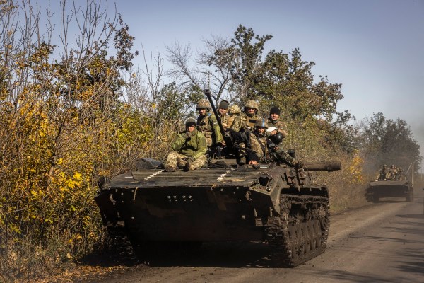 Despite its barrage of missiles, Russia still loses ground in Ukraine ...