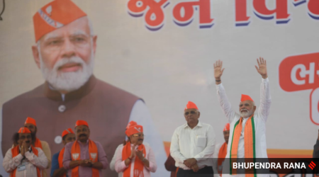 In Anand, Modi invoked Sardar Patel and said that the praise he receives “for doing good work in Delhi” is nothing but “a man following the footsteps of Sardar saheb”. (Express Photo by Bhupendra Rana)