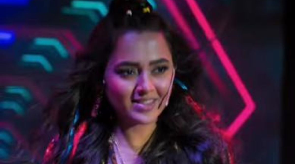 Tejasswi Prakash channels her inner rockstar in teaser of Mann Kasturi Re  song Naad | Entertainment News,The Indian Express