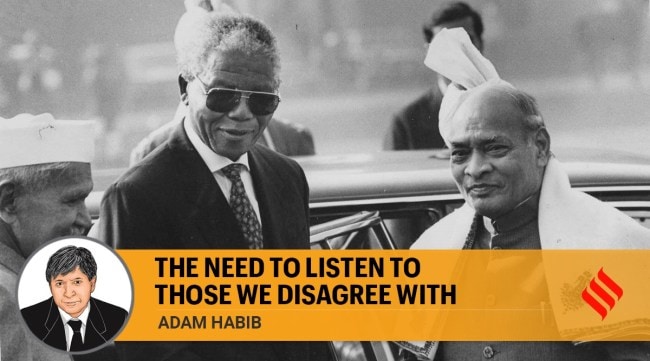 Former South African President Nelson Mandela with the President Dr. S.D. Sharma and PM P.V. Narsimha Rao at the ceremonial arrival ceremony at Rashtrapati Bhavan on 25-1-1995. (Express photo)