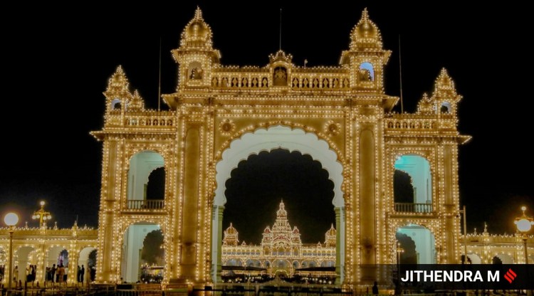 A glimpse from the Dasara celebrations in Mysuru. (Express photo by M Jithendra)