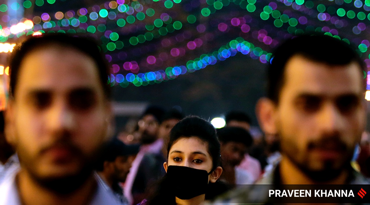 why-should-healthy-teens-wear-masks-this-diwali-because-pollutants-can-cause-irregular-heart-beats