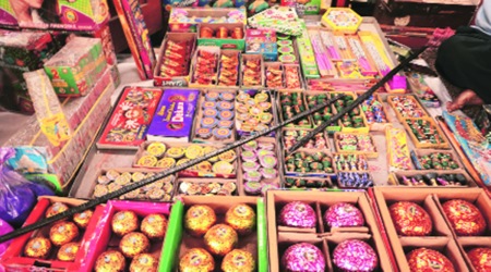 Maximum sale of firecrackers is likely to happen next weekend as Diwali falls on Monday (October 24) this year. (Express Photo)