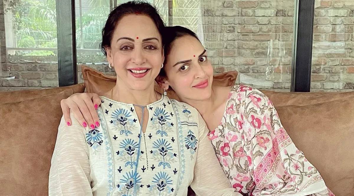 Hema Malini Gand Sex - Esha Deol says Hema Malini said 'so sweet' when a co-star proposed to her:  'He asked me to stop working get married' | Entertainment News,The Indian  Express