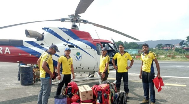 SDRF teams leave from Sahastradhara helipad in Dehradun to rescue the trainees trapped in an avalanche in Draupadi's Danda-2 mountain peak. (Source: ANI)