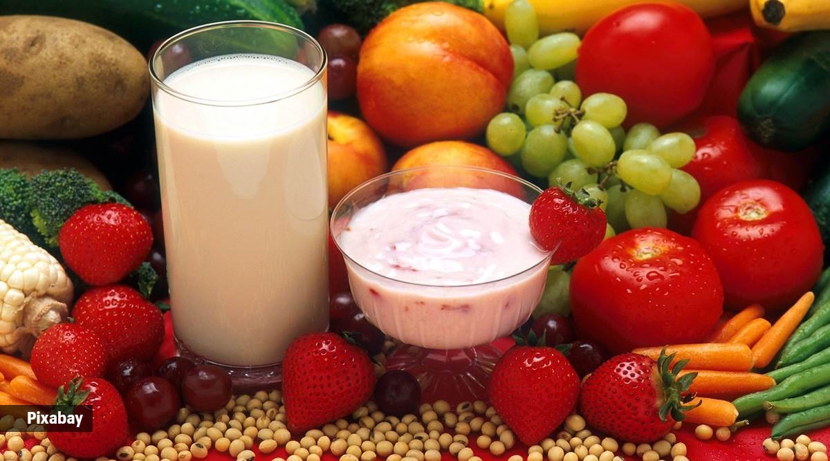 Why you must never consume fruits with milk, yoghurt