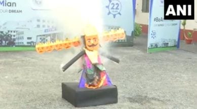 Ravan effigy burned using mobile phone, Up students burn Ravana effigy through phone, Institute of Technology and Management Gorakhpur, Dussehra 2022, viral video ravan effigy burned using mobiles, Indian express
