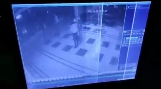A video of the incident appears to show the guard being struck by another individual. (A screengrab of the video)
