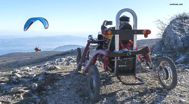 Anand Mahindra, Anand Mahindra tweets, Swincar e-Spider, four-wheel electric vehicle all terrain, innovative electric vehicle, innovative vehicles viral video, viral inventions, indian express