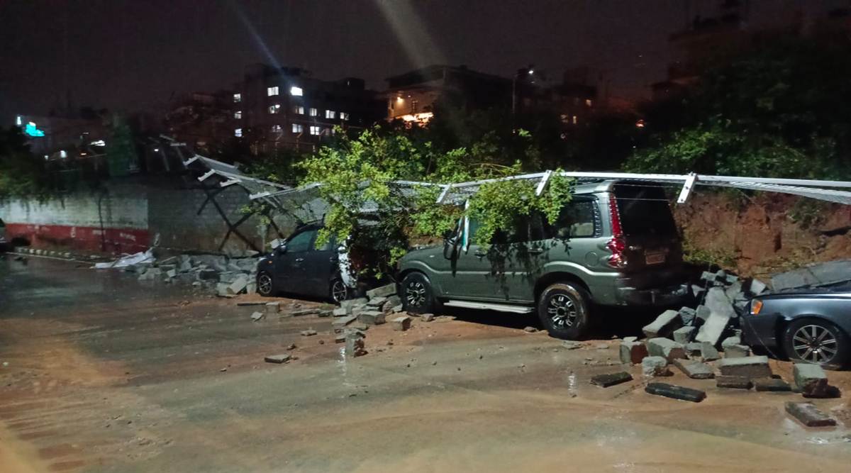 Bengaluru Rains Roads Flooded Vehicles Damaged IMD Issues Yellow bengaluru-rains-roads-flooded-vehicles-damaged-imd-issues-yellow