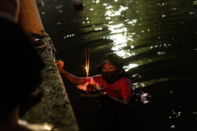 Thailand, floating basket festival, culture, art, community, Asia