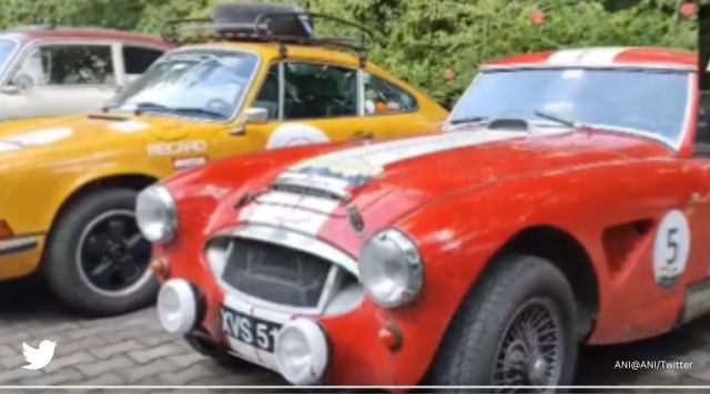 car rally, vintage car rally, Kaziranga national park, Assam, vintage car rally, indian express