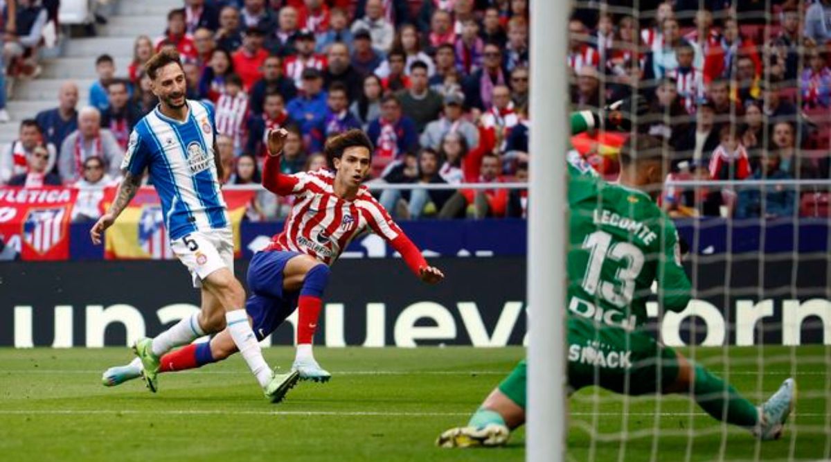 Espanyol, com dez jogadores, vence o Atlético de Madrid com empate em 1 a 1