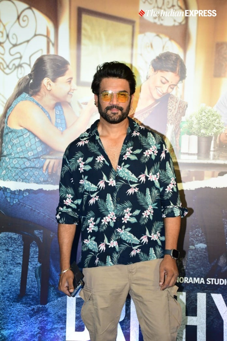 sharad kelkar