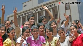jee main, girl students in iit
