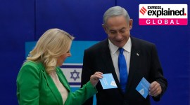 Likud party chairman Benjamin Netanyahu and his wife Sara cast their ballots during Israeli elections in Jerusalem.