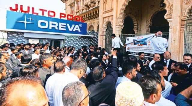 gujarat bridge collapse, gujarat suspension bridge collapse, morbi bridge collapse, breaking news gujarat, indian express