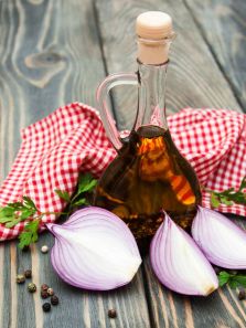 Does onion juice reduce hair fall and help hair grow?