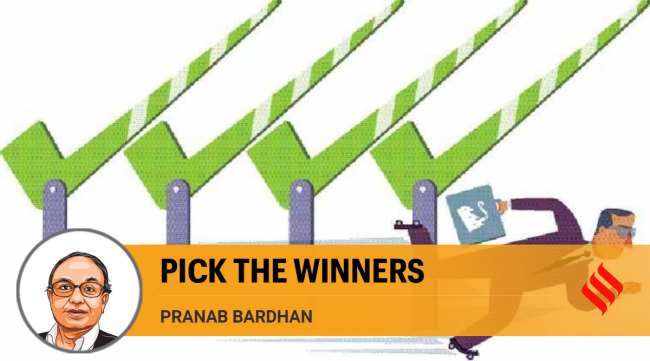 Going back to the job-creation goal, the 2017 United Nations publication on Green Industrial Policy suggests many examples of new green products and service opportunities that have a great deal of job-creating potential. 