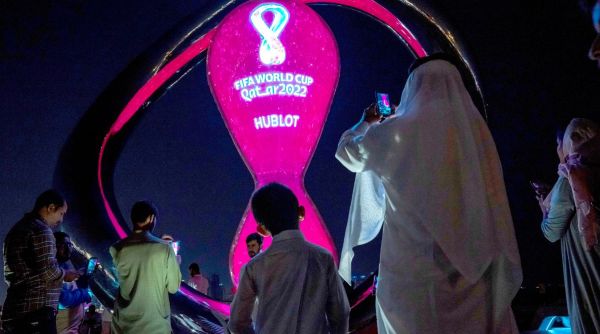 La Copa del Mundo de Qatar enfrenta un nuevo edicto: ocultar la cerveza