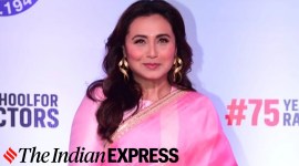 Rani Mukerji, Rani Mukerji news, Rani Mukerji fashion, Rani Mukerji in a sari, Rani Mukerji sari look, Rani Mukerji traditional look, Rani Mukerji red carpet, indian express news