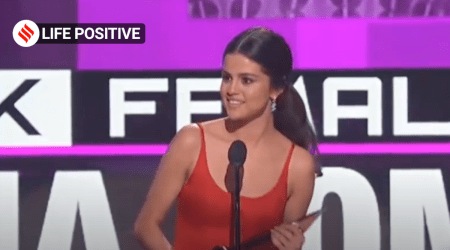 Talking about her decision to go to rehab, she says, “I had to stop. Because I had everything, and I was absolutely broken inside.” 
(Source: Woodsy/Youtube)