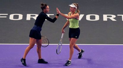 Kudermetova and Mertens claim WTA Finals doubles championship