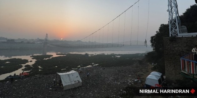 morbi bridge collapse