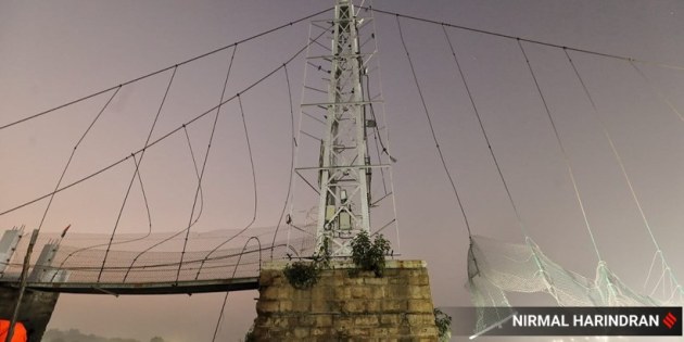 morbi bridge collpase, gujarat morbi tragedy