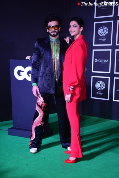 Deepika Padukone looks on as Ranveer Singh dances for photographers, fans say they’re ‘definitely made for each other’