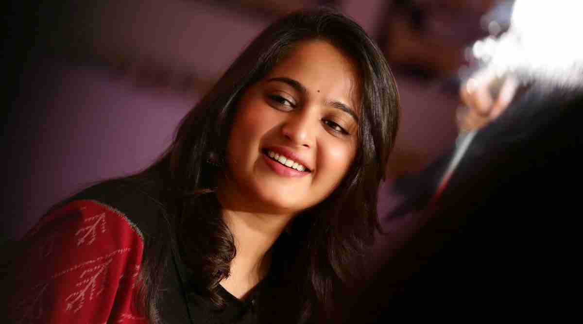 Telugu Heroine Anushka Sex - Anushka Shetty never wanted to be an actor, here's how she tried to  sabotage it | Entertainment News,The Indian Express