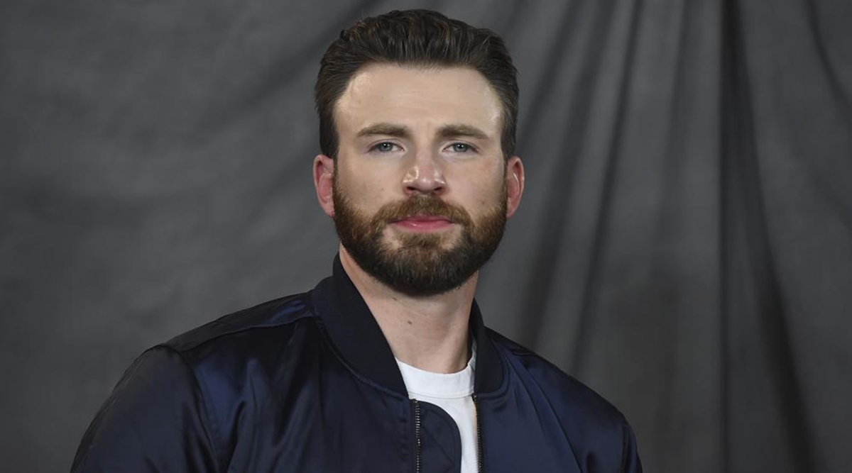 Chris Evans Named Sexiest Man Alive By People Magazine ‘my Mom Will Be So Happy’ Hollywood
