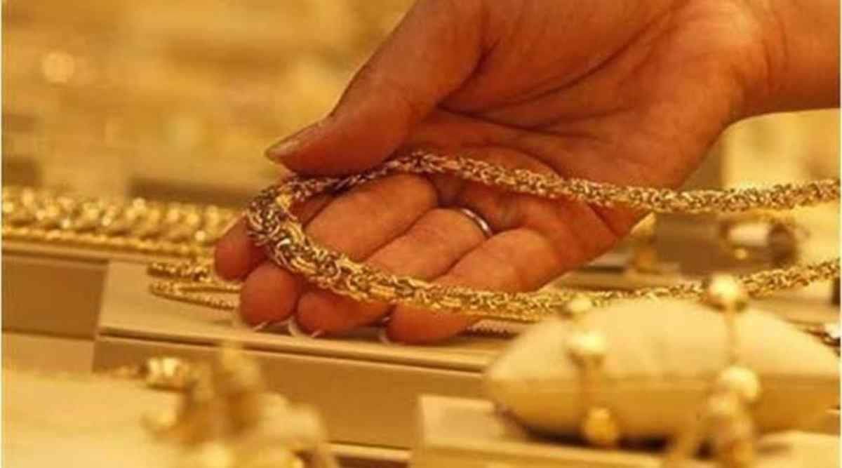 Delhi: Under pressure to ‘repay debt’, man steals gold worth Rs 1 cr from Chandni Chowk jeweller; held | Delhi News