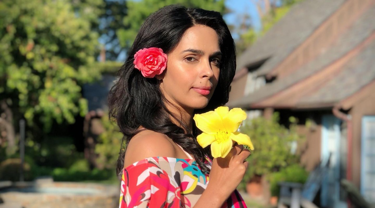 Mallika Sherawat shares pictures with ‘no filters’ and ‘no botox’: ‘I enjoy being as natural…’