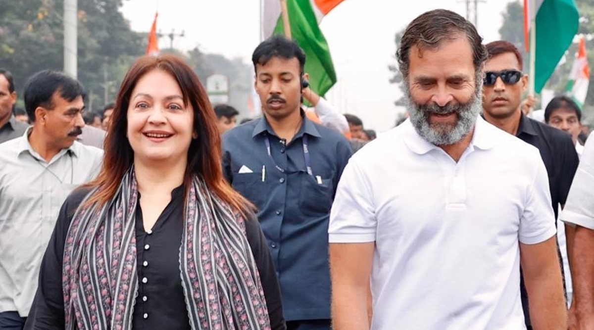 Pooja Bhatt Joins Rahul Gandhi On Congress’ ‘Bharat Jodo Yatra’ In Hyderabad