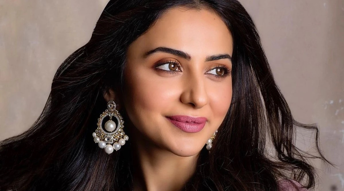 From favourite food, to workout, and secret to her glow, Rakul ...