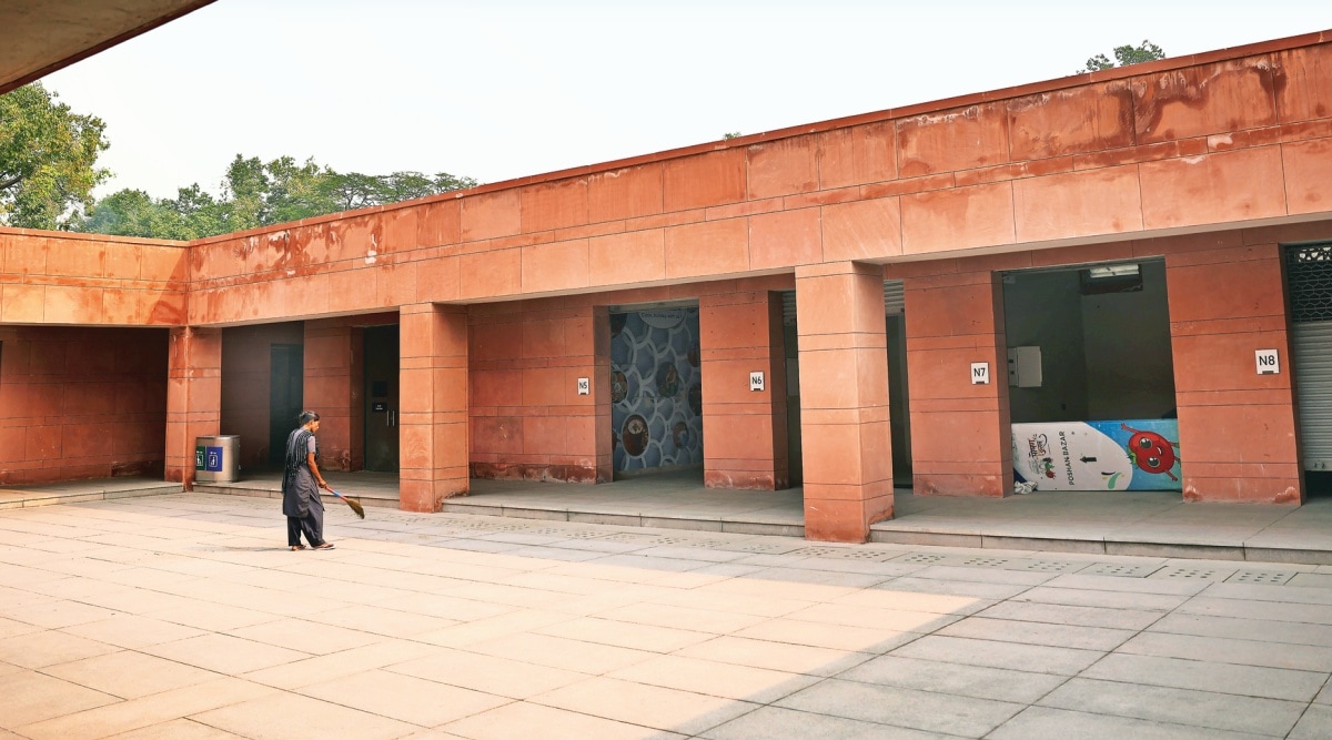 Women self-help groups may be roped in to helm India Gate food kiosks