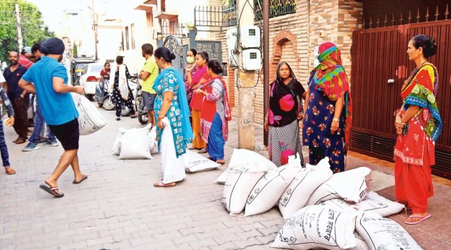 atta price, atta price hike, atta price inflation, rice prices, Sugar prices, consumer price inflation, food price inflation, Indian Express, India news, current affairs
