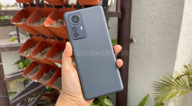 Xiaomi 12 Pro is powered by the Snapdragon 8 Gen 1 SoC.