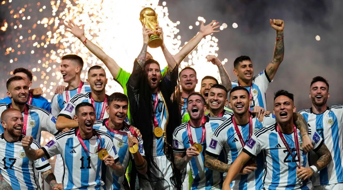 Argentina celebra la victoria en la Copa del Mundo en el Obelisco de Buenos Aires