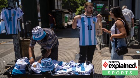 France vs Argentina, Argentina vs France, Arg vs Fra, argentina fans, world cup, france vs argentina score, world cup score, messi goal, indian express