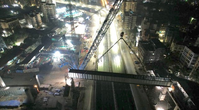 Both stretches will be closed from 12 am to 6 am on Monday for the launching of the girders. (Photo courtesy: MMRDA)