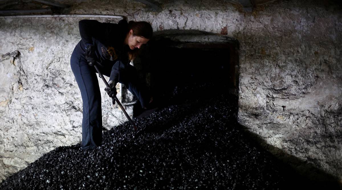 Global Coal Consumption To Reach All-time High This Year: IEA ...