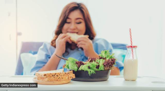 labour, labour pain, women in labour, healthy foods to eat during labour, healthy drinks to consume during labour, healthy eating, labour pain, indian express news