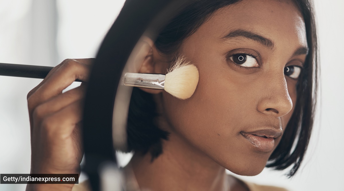 Now, apply powder foundation like a pro in six | Lifestyle News,The Indian Express