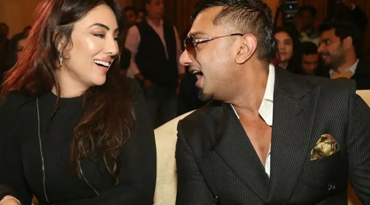 Honey Singh introduces girlfriend Tina Thadani months after divorce, walks  hand in hand with her at event | Entertainment News,The Indian Express