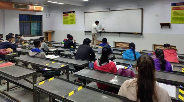 Kota coaching, JEE Main, Kota factory