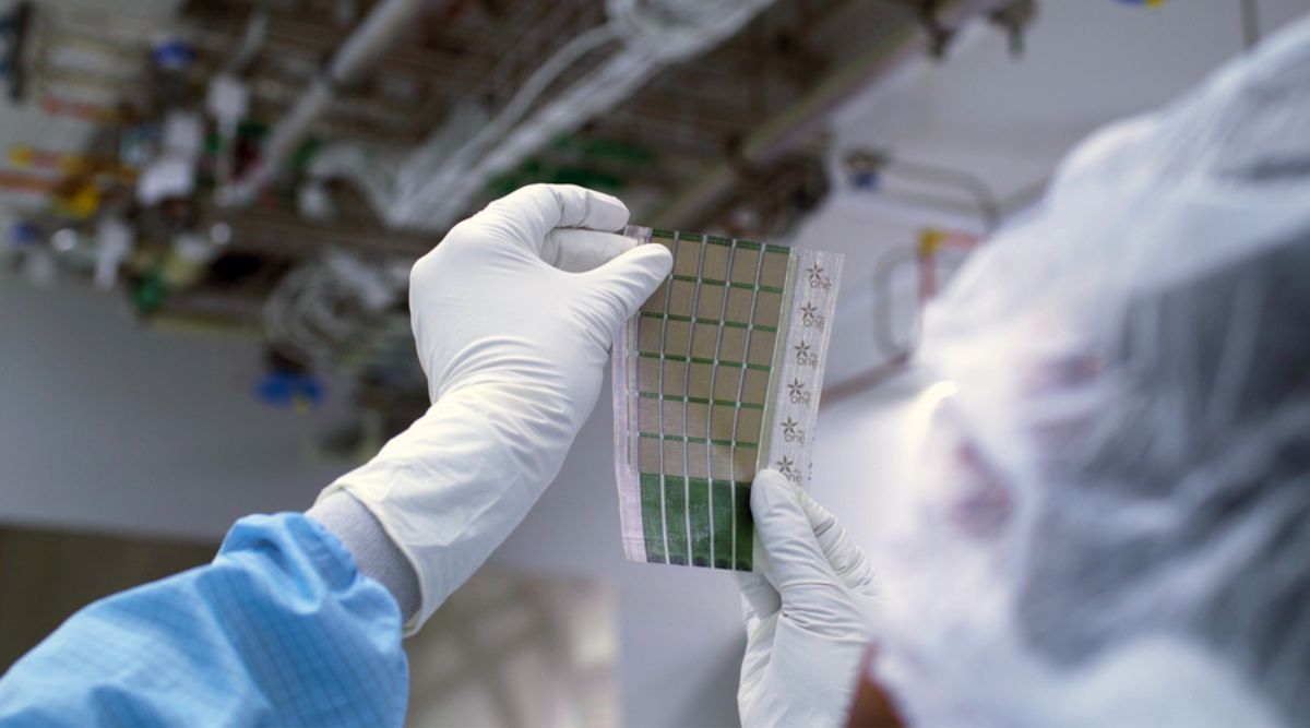 ultra thin solar cell