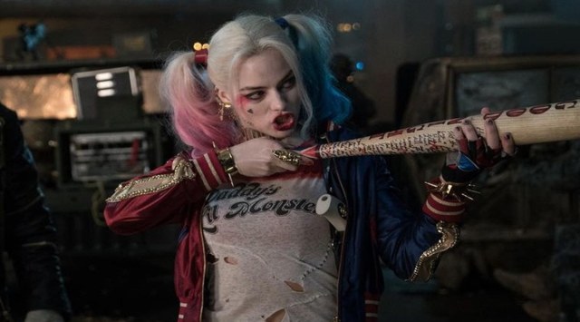 Margot Robbie Says She Wants Harley Quinn Poison Ivy Romance In Dceu