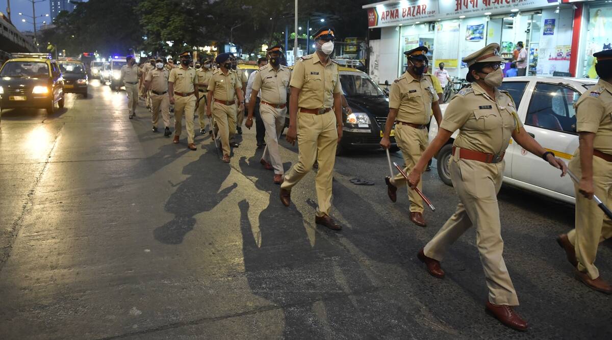 Massive police deployment planned across Mumbai for New Year's Eve | Mumbai  News - The Indian Express